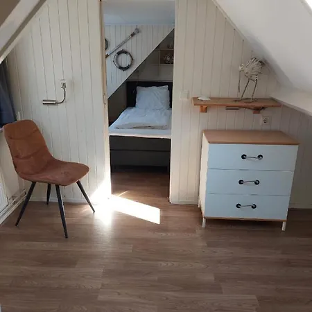 Zomerhuis Tuls * Эгмонд-ан-Зее